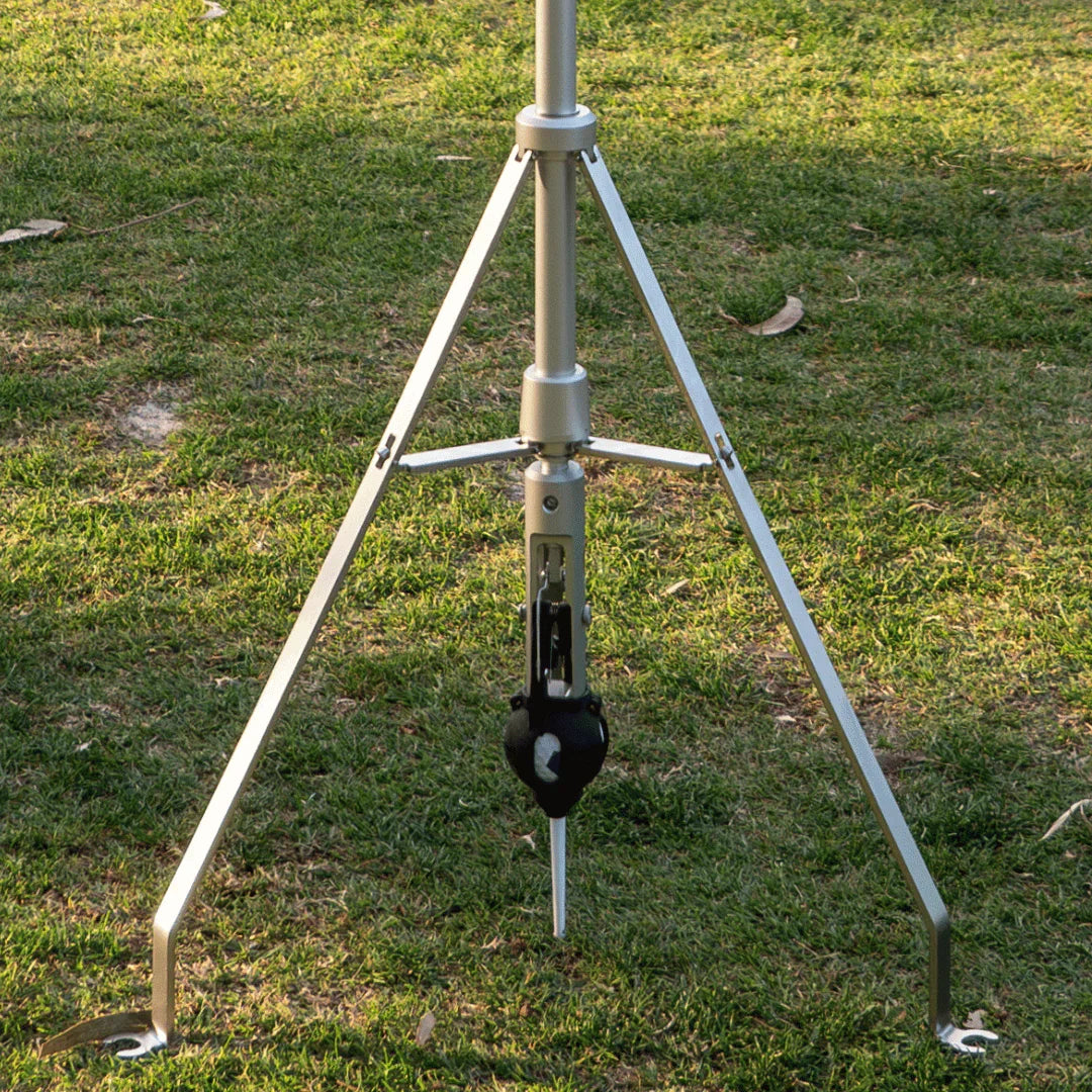 Close up of T-UP Assist ball cage and tripod legs. 
